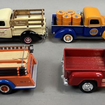 Sale Photo Thumbnail #199: Lot of 4 Die Cast Metal Pickup Trucks