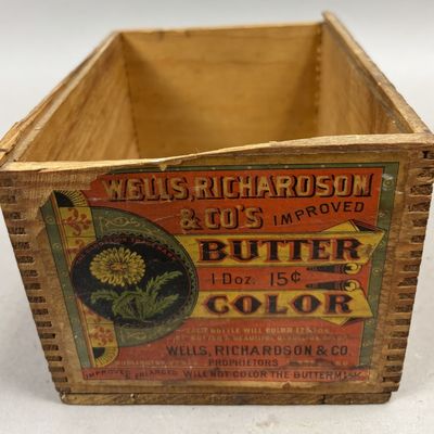 Sale Photo Thumbnail #418: Wells, Richardson & Co Wooden Butter Box