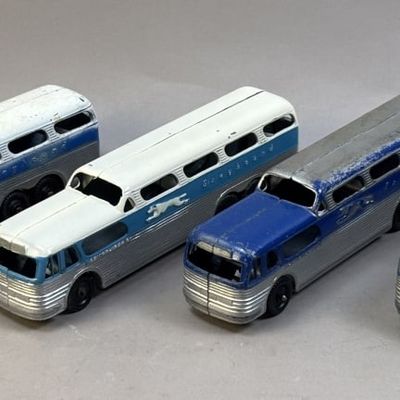 Sale Photo Thumbnail #24: (4) 7" Cast Greyhound Lines Scenicruiser Bus Toy