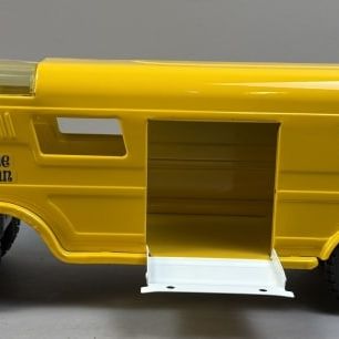 Sale Photo Thumbnail #46: Ertl Transtar Vista Dome Horse Van Truck Trailer