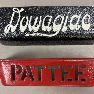 Sale Photo Thumbnail #413: Pair of Dowagiac & Pattee Metal Holders