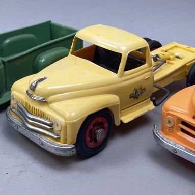 Sale Photo Thumbnail #132: 3 Vintage International Harvester Plastic Toy Trucks