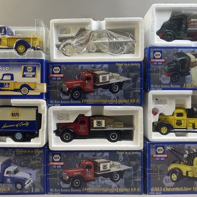Sale Photo Thumbnail #169: 6 Vintage NAPA Die Cast Truck Models 1:25 NOS