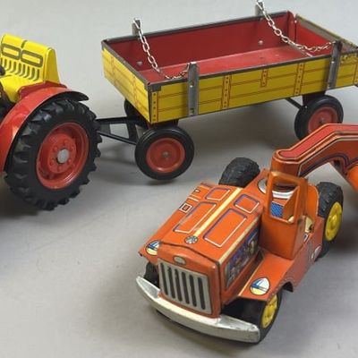 Sale Photo Thumbnail #151: 2 Vintage Tin Litho Toy Tractors with Wagons