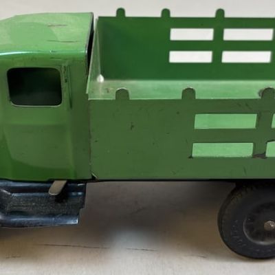 Sale Photo Thumbnail #82: Vintage Wyandotte Pressed Steel Stake Bed Truck