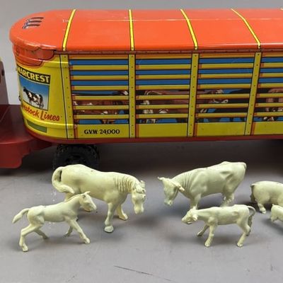 Sale Photo Thumbnail #84: Marcrest Livestock Lines Cattle Truck w/ Animals