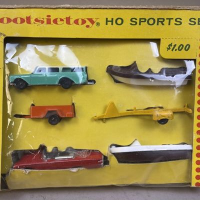 Sale Photo Thumbnail #135: Tootsie Toy HO Sports Set in Original Packaging