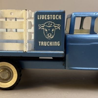 Sale Photo Thumbnail #41: Structo Pressed Steel Livestock Trucking Toy Truck