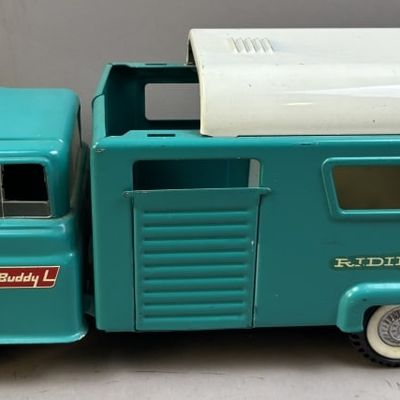 Sale Photo Thumbnail #101: Buddy L Pressed Steel Riding Academy Horse Truck