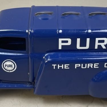 Sale Photo Thumbnail #129: Pure Oil Metalcraft 1930s Pressed Steel Toy Tanker Truck