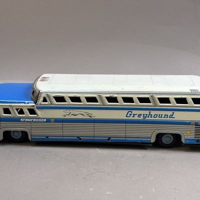 Sale Photo Thumbnail #23: Greyhound 6916 Scenuicruiser Cragstan Tin Friction