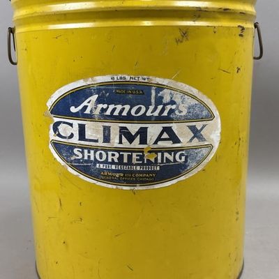 Sale Photo Thumbnail #290: Armour's 48lb Climax Shortening Side Handle Tin