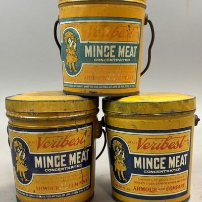 Sale Photo Thumbnail #224: Veribest 1 1/2lbs Mince Meat Armour & Co Tin