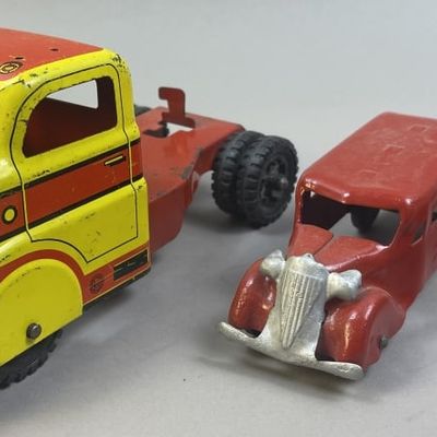 Sale Photo Thumbnail #139: 3 Tootsie Toy, Marx & Unmarked Vintage Trucks