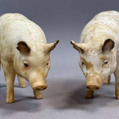 Sale Photo Thumbnail #238: Pair 7" Solid Plastic 1950s Advertising Hogs