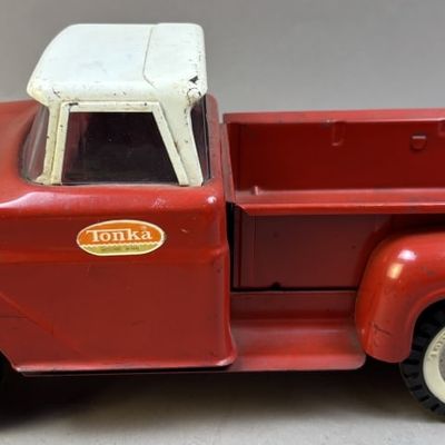 Sale Photo Thumbnail #111: 1960s Tonka Stepside Pickup Truck Pressed Steel