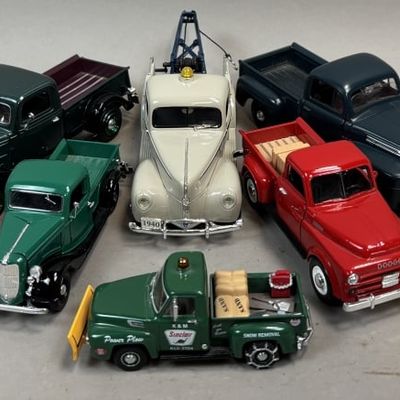 Sale Photo Thumbnail #201: Lot of 8 Die Cast Trucks