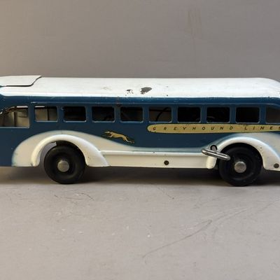 Sale Photo Thumbnail #26: Greyhound Lines Key Wind 16" Buddy L Steel Bus