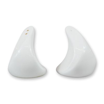 Sale Photo Thumbnail #407: A Pair of Wedgwood Bone China Modernist Salt and Pepper Shakers