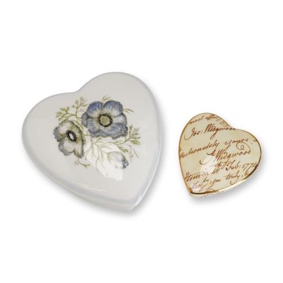 Sale Photo Thumbnail #276: 2pc Wedgwood Bone China Heart Shaped Trinket Boxes