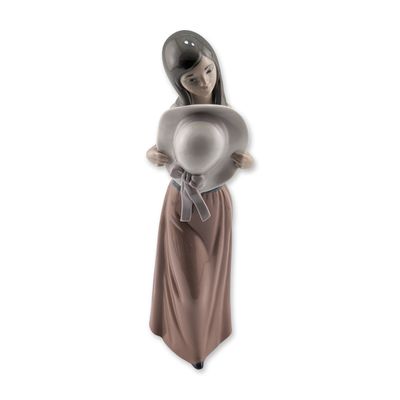 Sale Photo Thumbnail #16: Lladro A Sunny Day Porcelain Figurine