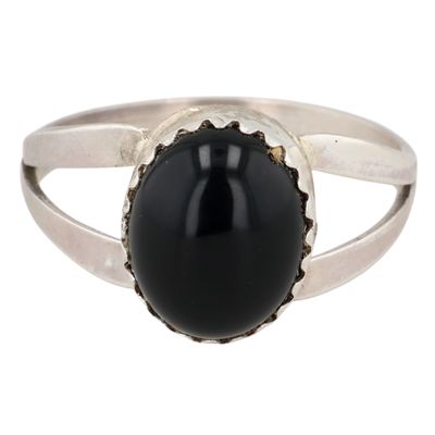 Sale Photo Thumbnail #11: Navajo Sterling Onyx Ring Sz 6.25