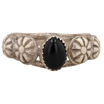 Sale Photo Thumbnail #325: Southwest Sterling Onyx Ring Sz 8.75