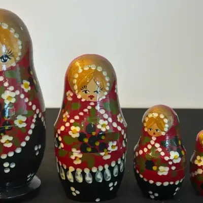 5-Piece Matryoshka Nesting Doll Set – Hand Painted Red, Black & Floral Design