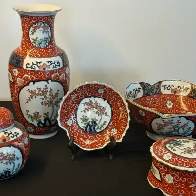 5-Piece Japanese-Style Porcelain Collection – Red, Blue & Gold Floral Design