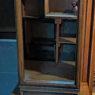 Wooden Dresser w/ Oak Veneer, Mirrored Cabinet w/ Shelves & a Drawer 45"H