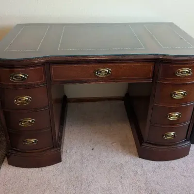 Vintage Mahogany Kidney Shaped Desk