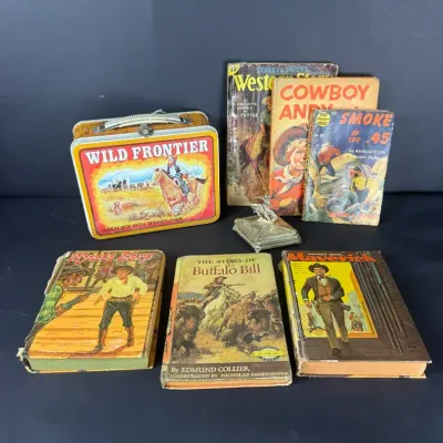 Western Americana Cowboy Lot Wild Frontier Lunch Box Books Quaker Silver Co Figurine
