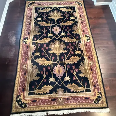 Floral Area Rug with Black Field & Burgundy Border