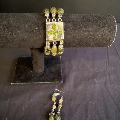 Sterling Silver Peridot Multi-Strand Bracelet with Simulated Pearl Accents and Matching Earrings