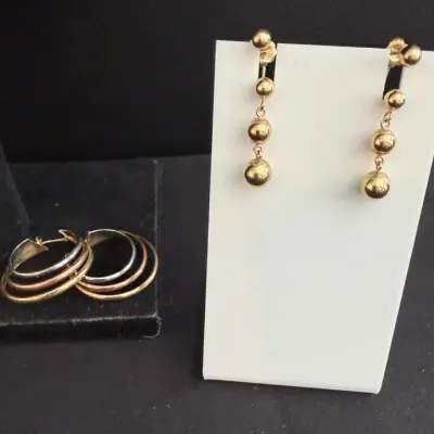 4.00g - 14K Gold Assorted Hoop & Dangle Earrings