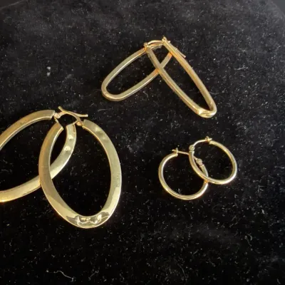6.00g - Three Pairs of 14K Gold Hoop Earrings 
