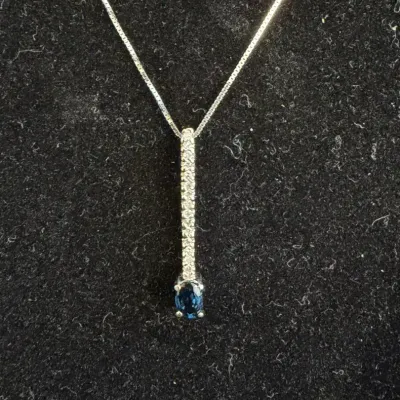 14K White Gold Oval Sapphire & Diamond Pendant Necklace - 2.78g 