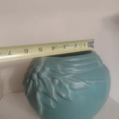 Sale Photo Thumbnail #94: Vintage McCoy Berry and Leaf Round Vase