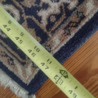 Sale Photo Thumbnail #618: Oriental Style Area Rug 6'x4'  Upstairs item,  Bring assistance to remove.
