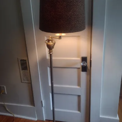 Sale Photo Thumbnail #475: Vintage Brass Finish Post Articulating Neck Floor Lamp