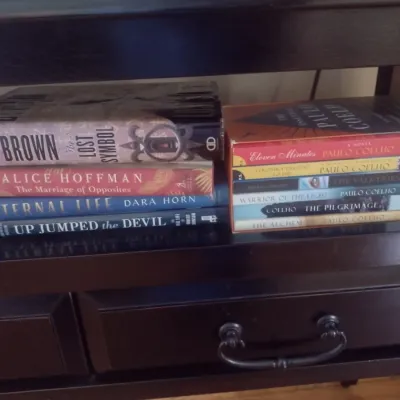 Sale Photo Thumbnail #891: Books