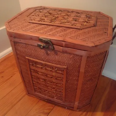 Sale Photo Thumbnail #299: Bamboo and Rattan Weave Storage Basket with Hinged Lid