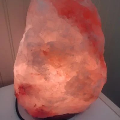 Sale Photo Thumbnail #164: Himalayan Salt Lamp