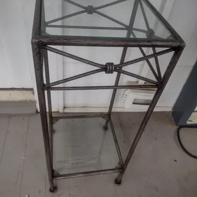 Sale Photo Thumbnail #415: Metal Frame Glass Top Patio Plant Table