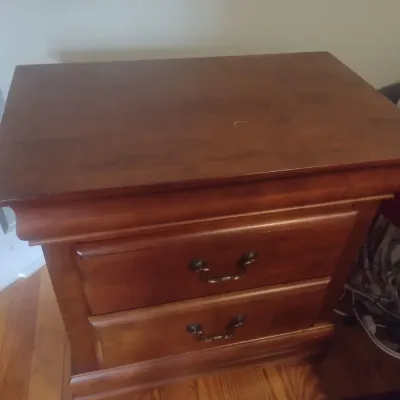 Sale Photo Thumbnail #827: Double Drawer Mahogany Bedside Dresser.  Upstairs item.  Bring assistance to remove.