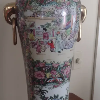 Sale Photo Thumbnail #80: Large Porcelain Ceramic Chinoiserie Famille Rose Centerpiece Vase with Applied Gilded Ring Handles Choice B