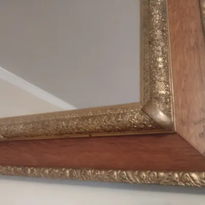 Sale Photo Thumbnail #598: Traditional Giltwood Framed Wall Mirror