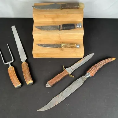 Sale Photo Thumbnail #131: Assorted Fixed-Blade & Carving Knife Lot with Antler-Style Handles – KABAR & More