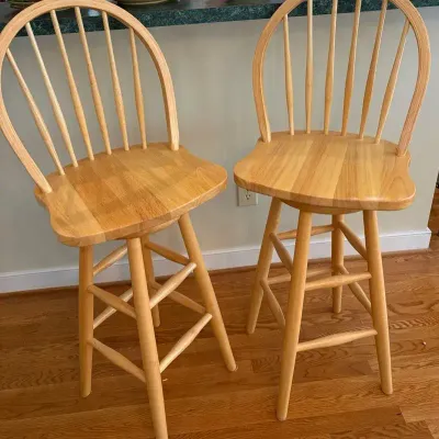 Pair of International Furniture Designs Swivel Bar Stools