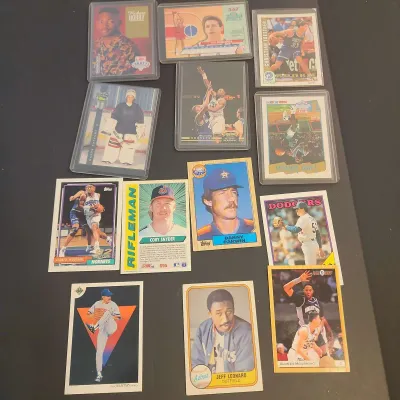 Mixed Vintage Sports Trading Card Lot – Basketball, Baseball & Hockey 